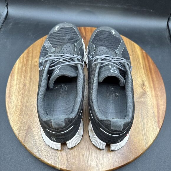 On Cloud 5 Womens Size 8 Black White Athletic Running Shoes Swiss Engineering - Picture 7 of 8